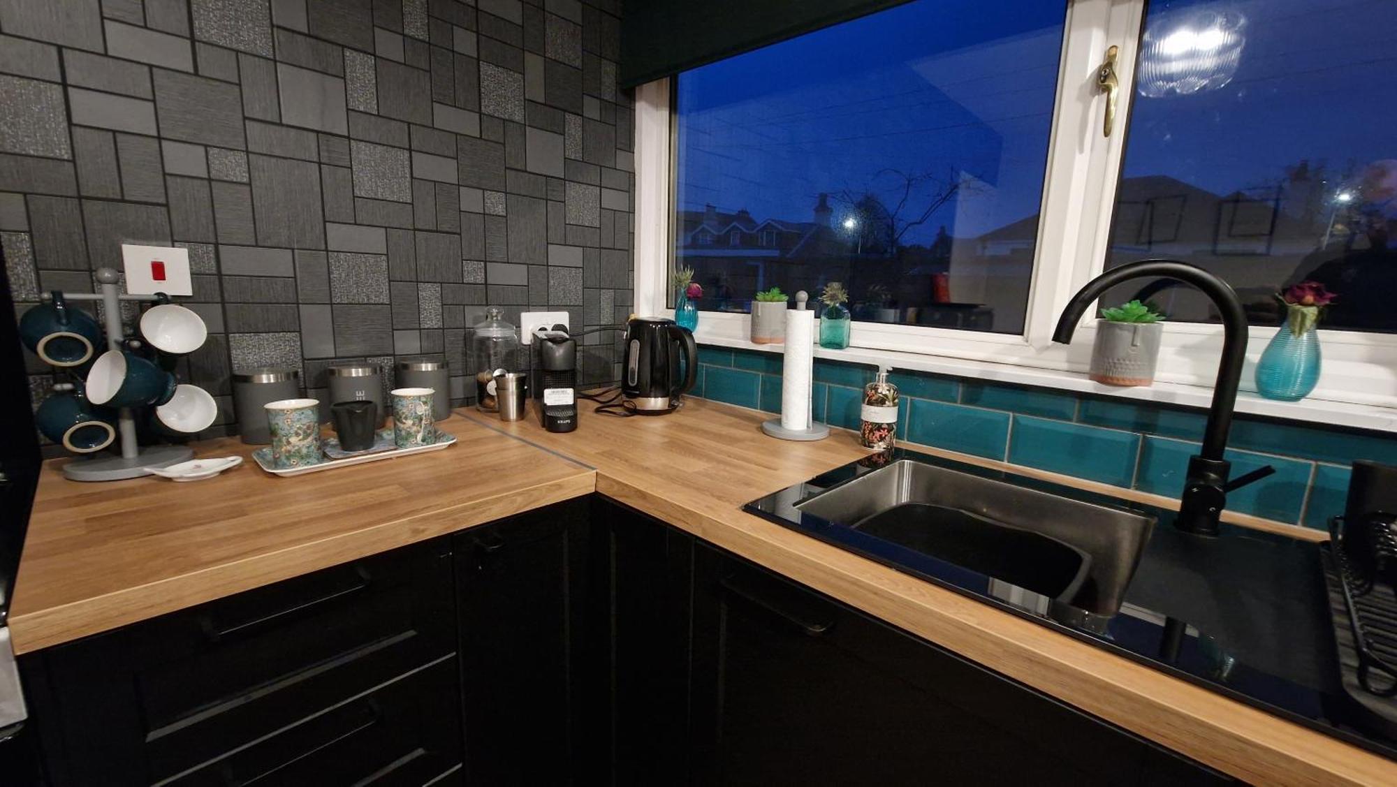 175 On Clyde - Spacious & Cosy Cedar Wood Bungalow 헬렌스버그 외부 사진