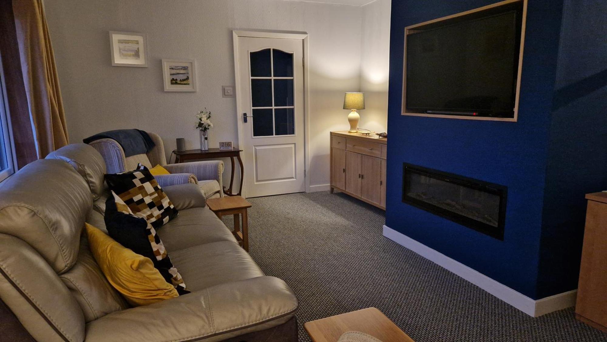 175 On Clyde - Spacious & Cosy Cedar Wood Bungalow 헬렌스버그 외부 사진